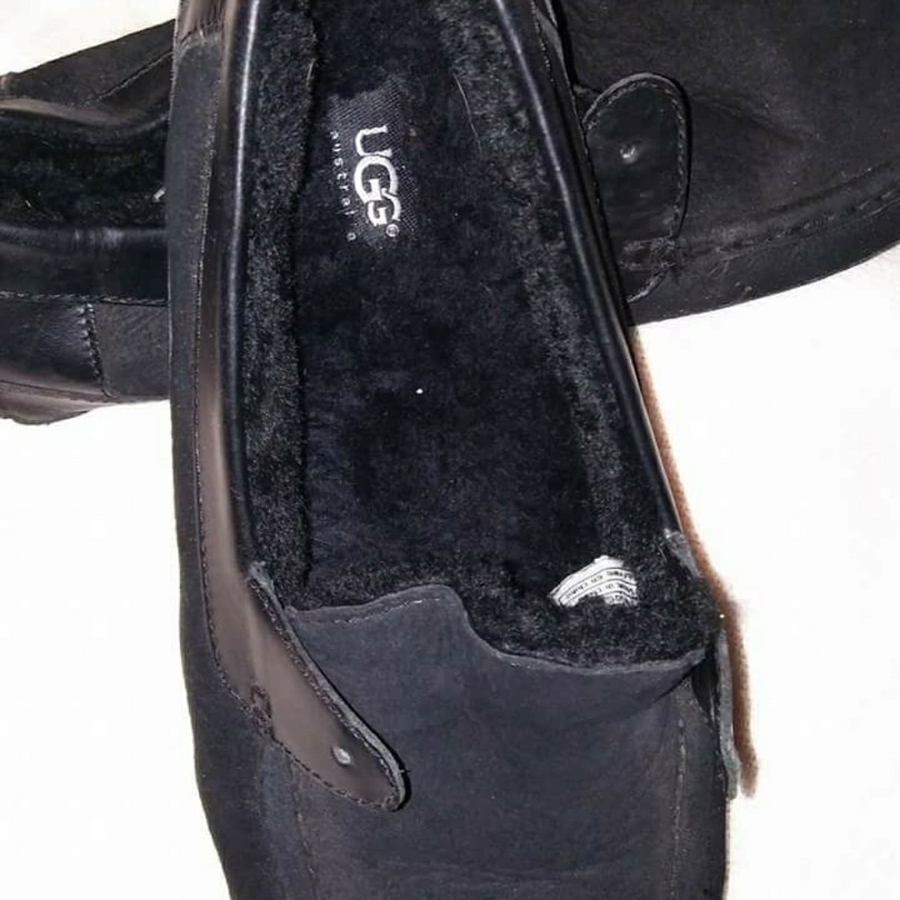 Men's UGG Black Slip On Shoes Size 12